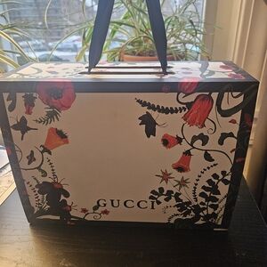Gucci Cream Dust Bag with Black Logo